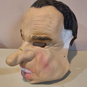 Halloween- Richard Nixon 2006 President MASK- C1